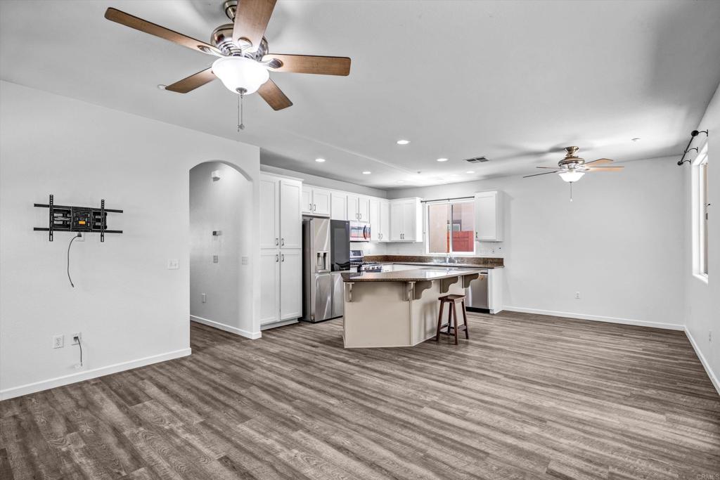 8772 Glen Vista Way Property Photo 8