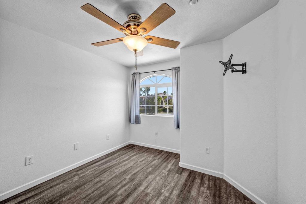 8772 Glen Vista Way Property Photo 18