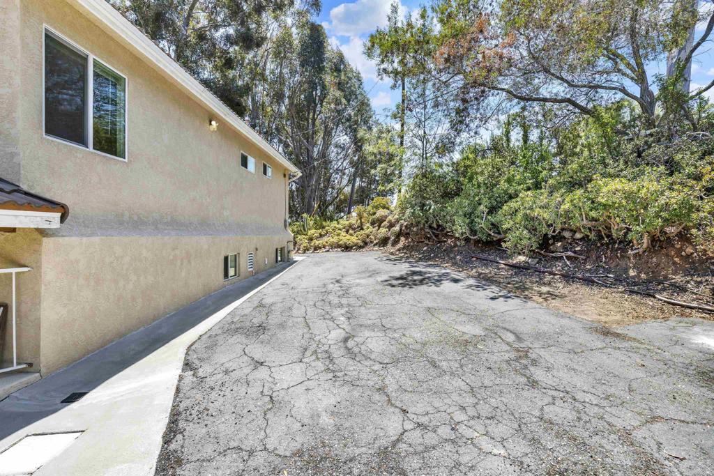 11941 Rocoso Road Property Photo 40