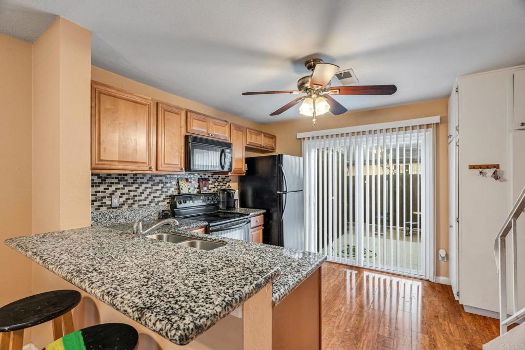 10132 Peaceful Court Property Photo 5
