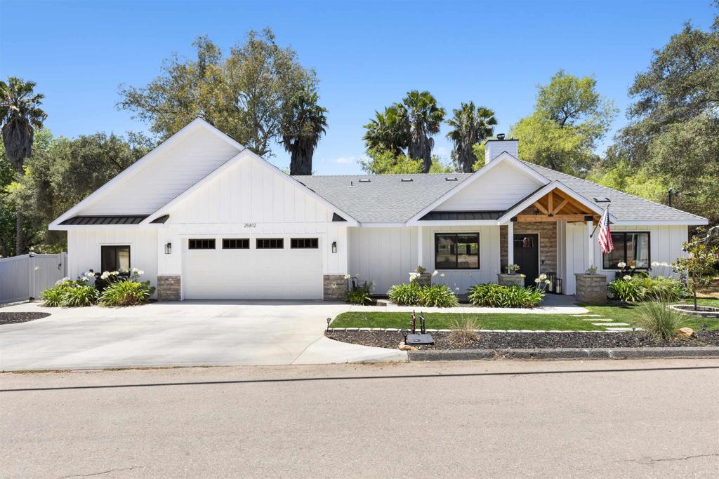 25812 Willow Lane Property Photo 3