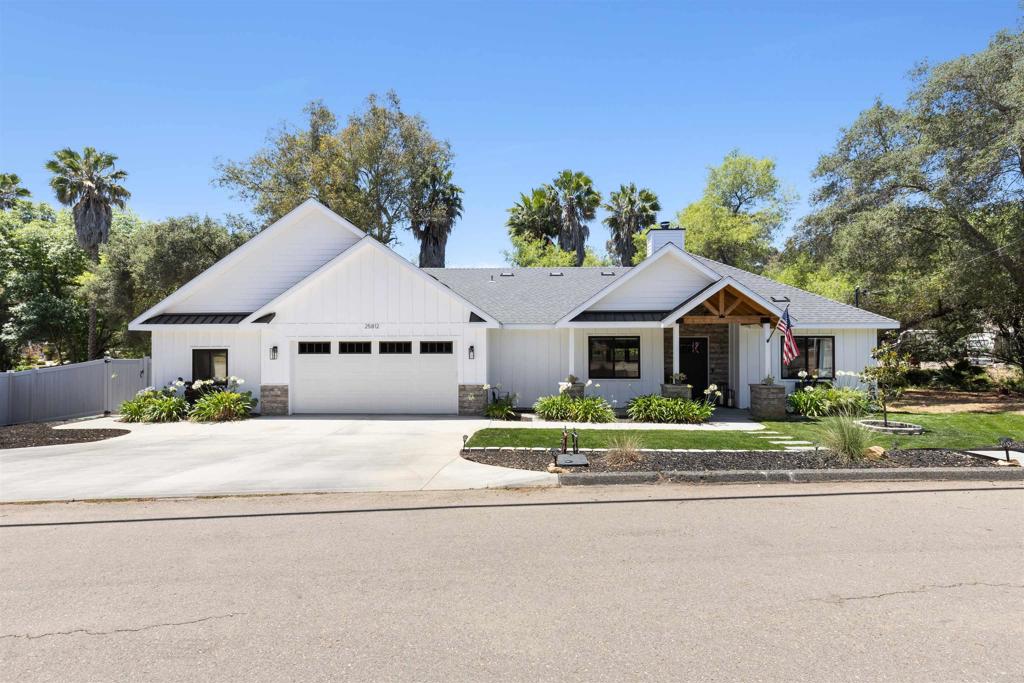 25812 Willow Lane Property Photo 4