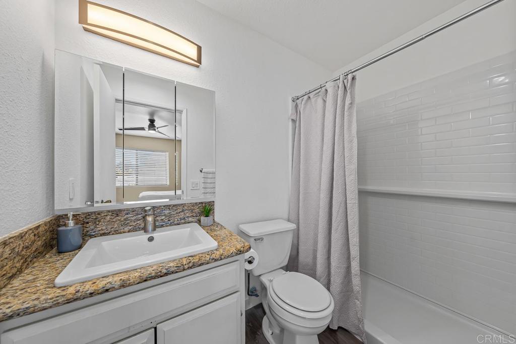 335 34th 9 Property Photo 18