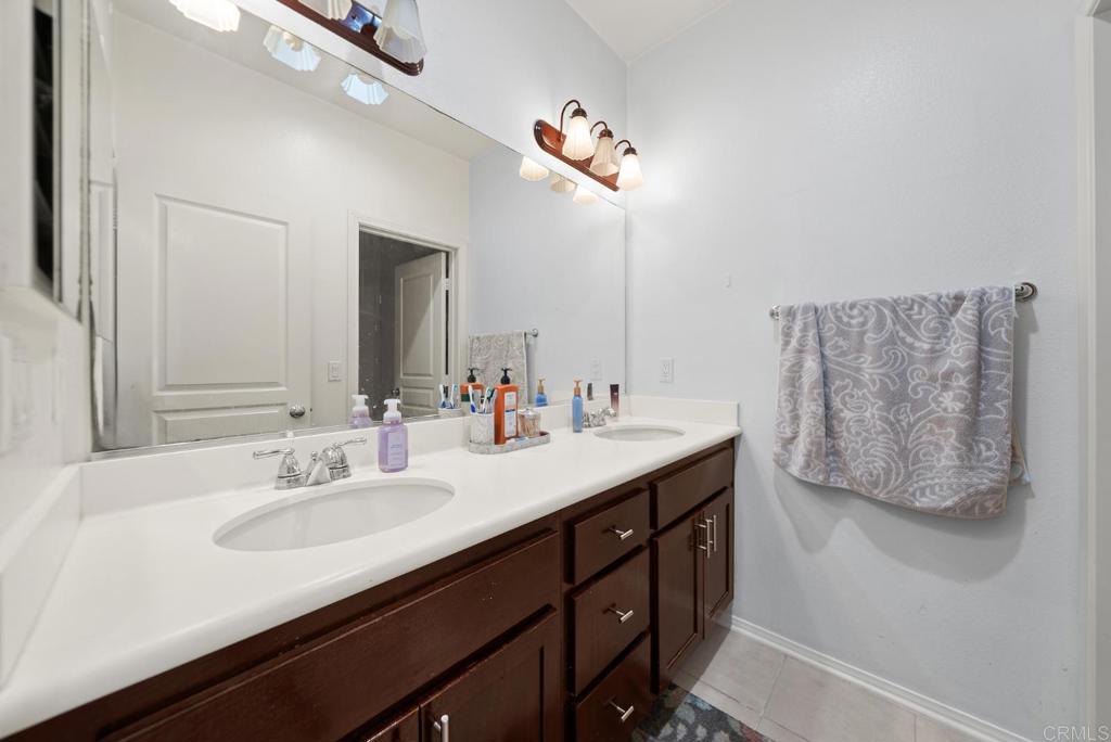 4300 Newton Avenue 8 Property Photo 23