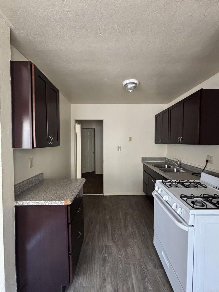 3545 Island Ave Property Photo 1