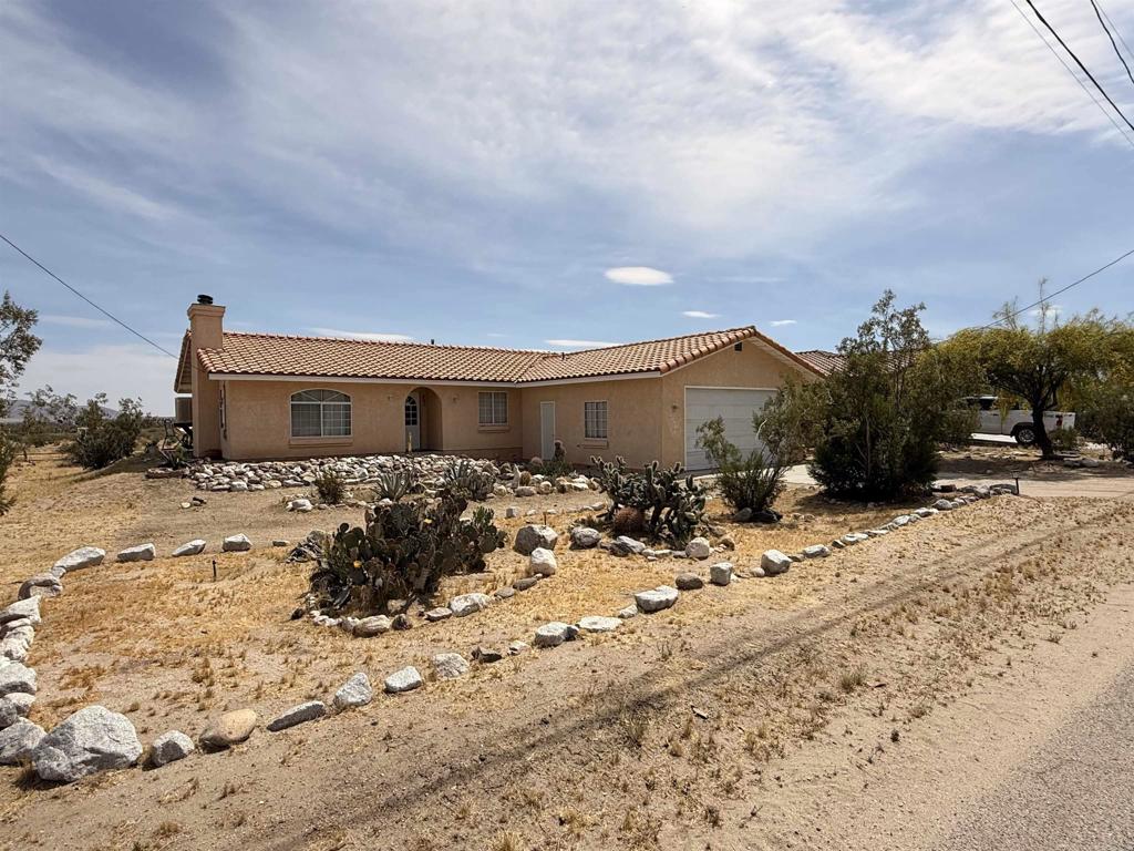 2067 Trebuchet Drive Property Photo 2