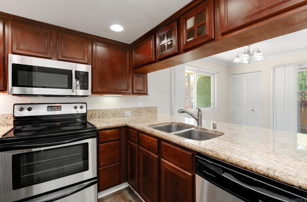 1509 E Washington Ave 23 Property Photo 6