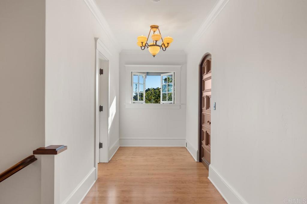 1015 Alameda Boulevard Property Photo 32