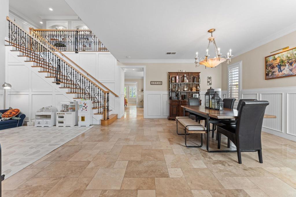 2415 Wishing Star Way Property Photo 5