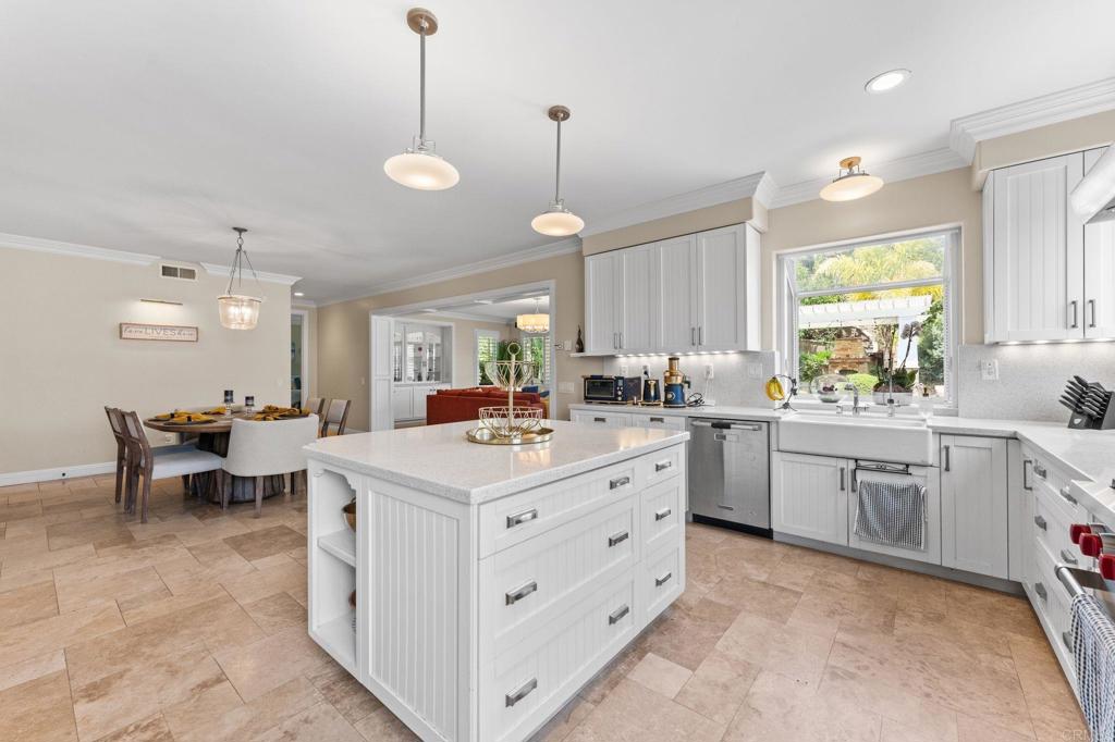 2415 Wishing Star Way Property Photo 11