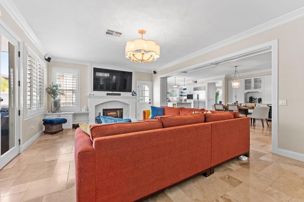 2415 Wishing Star Way Property Photo 18