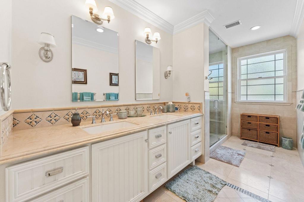 2415 Wishing Star Way Property Photo 32