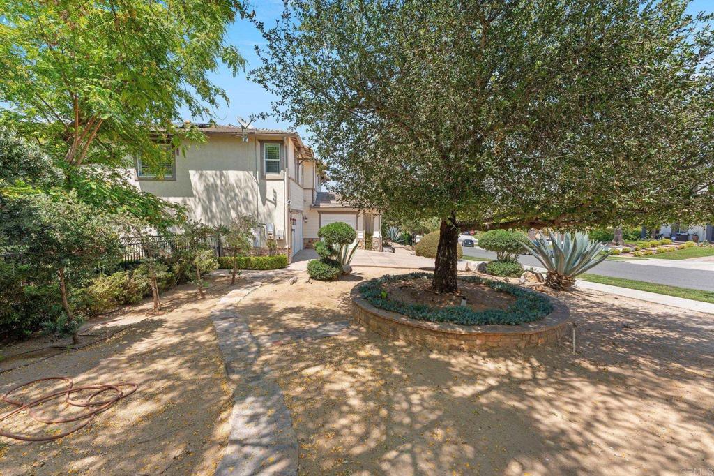 2415 Wishing Star Way Property Photo 59
