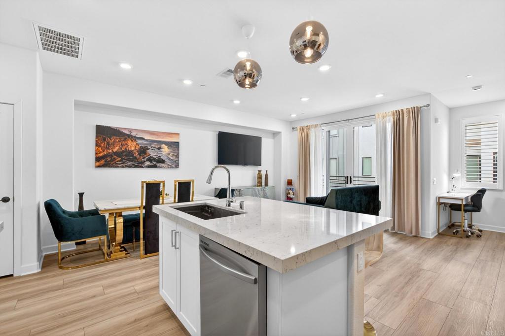 2345 Acara Circle Property Photo 4