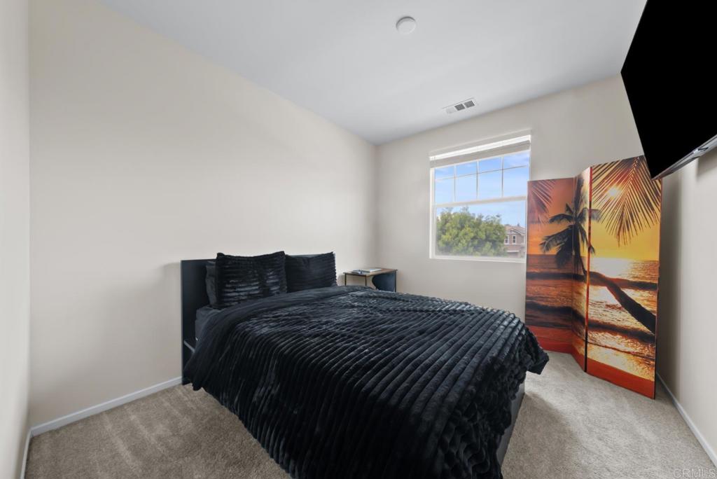 5419 San Roberto Property Photo 18