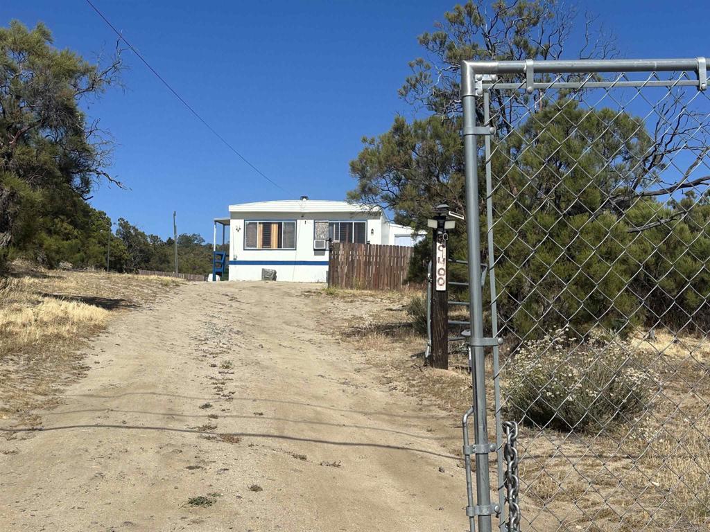 39400 Terwilliger Road Property Photo 3