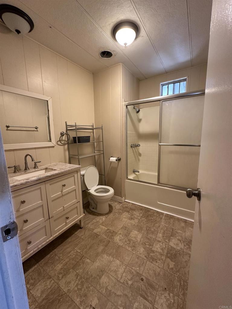39400 Terwilliger Road Property Photo 11