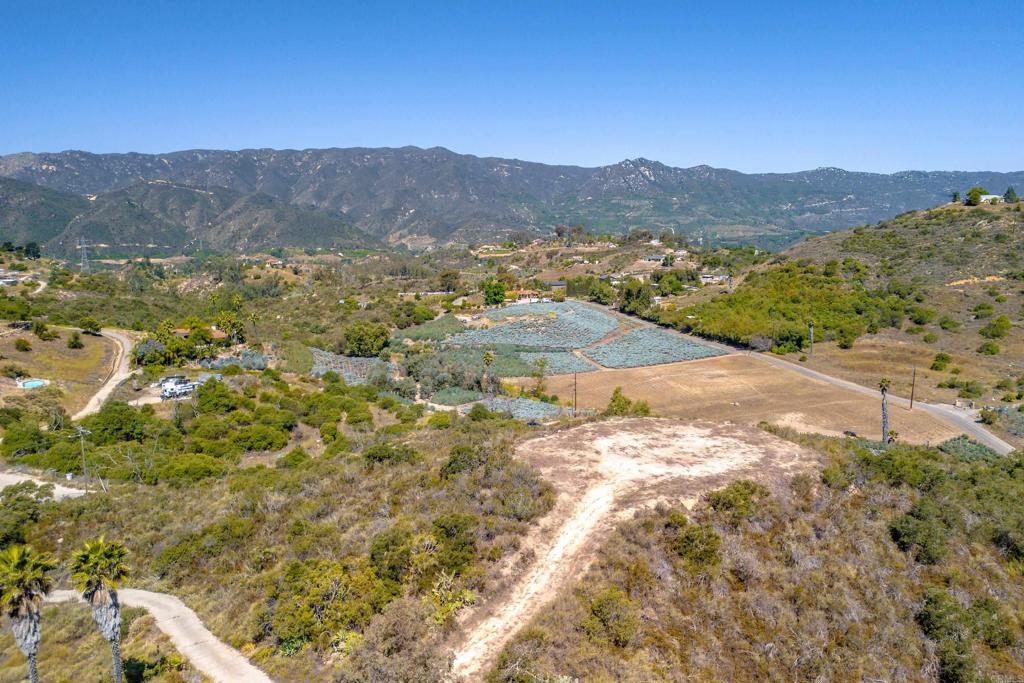 27 Daily Road Property Photo 3
