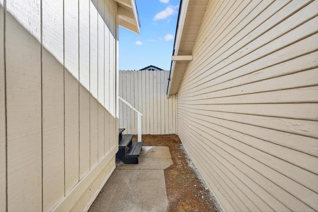 1530 E Appleton Street Property Photo 48