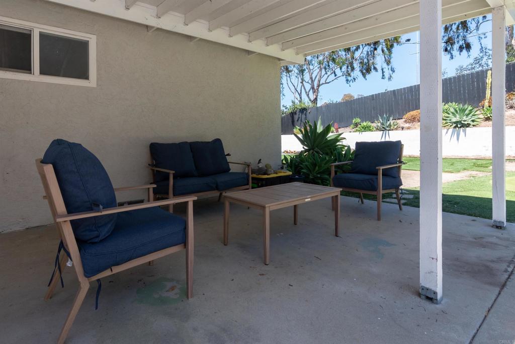 639 O'meara Street Property Photo 24