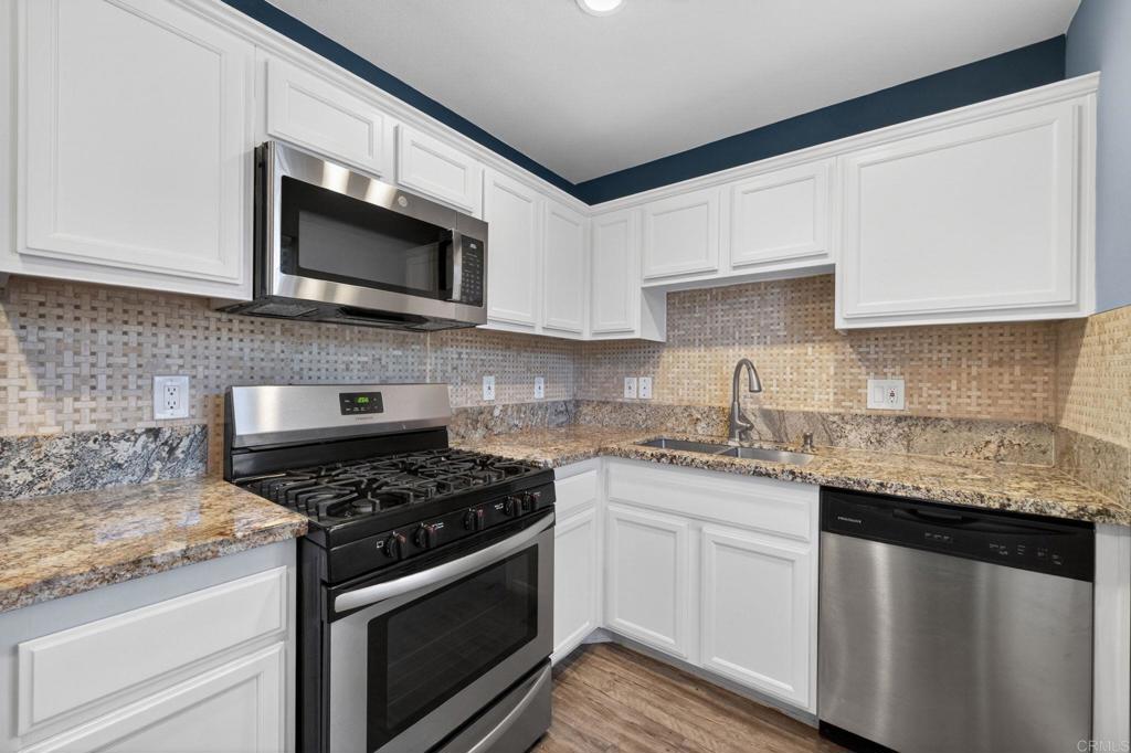 1160 E Lexington Avenue 17 Property Photo 1