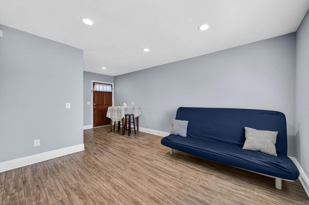 1160 E Lexington Avenue 17 Property Photo 10