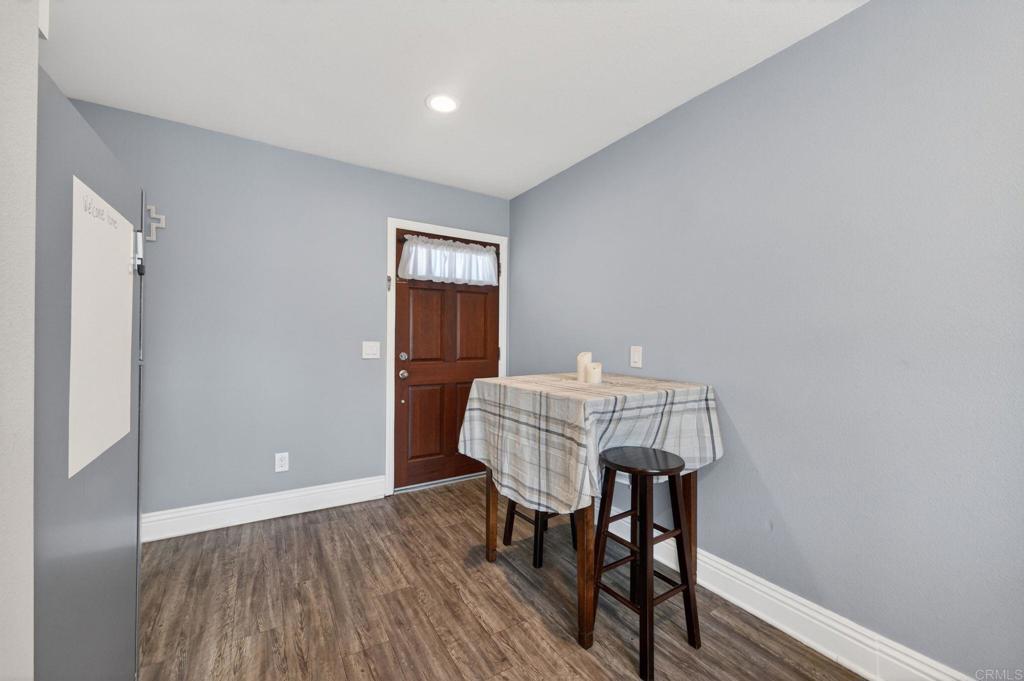 1160 E Lexington Avenue 17 Property Photo 12
