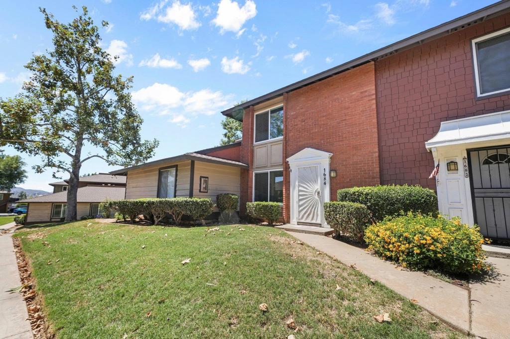 1684 Summertime Drive Property Photo 2