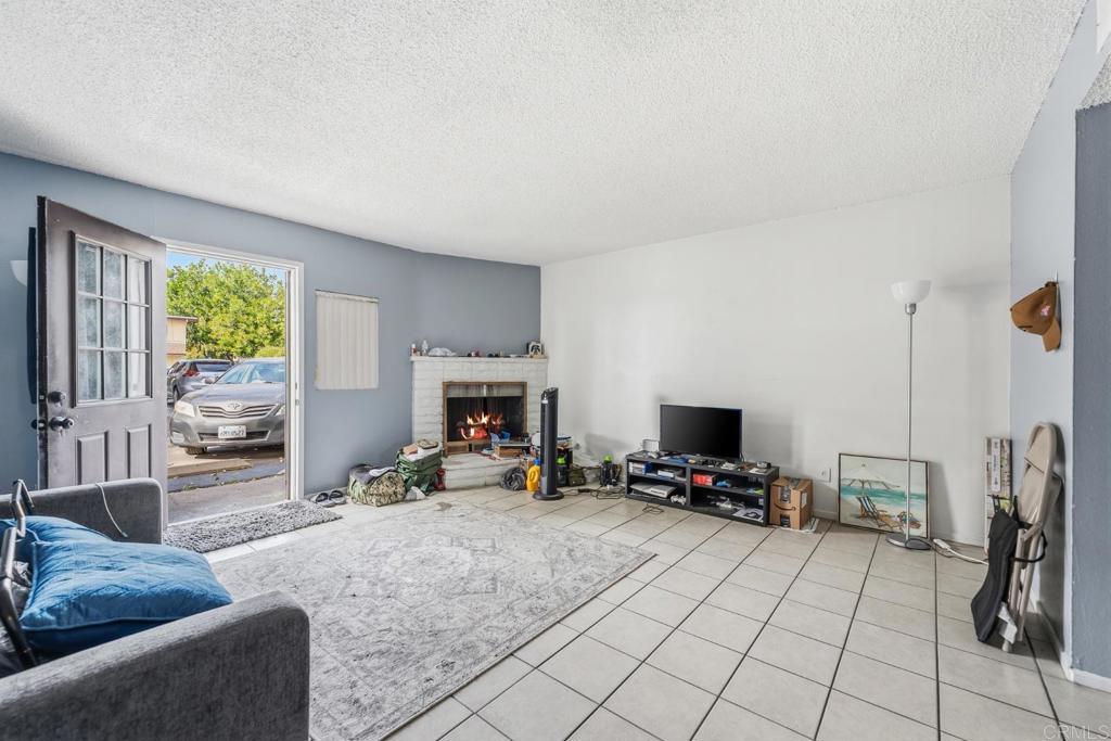 468 Colorado Avenue B Property Photo 10