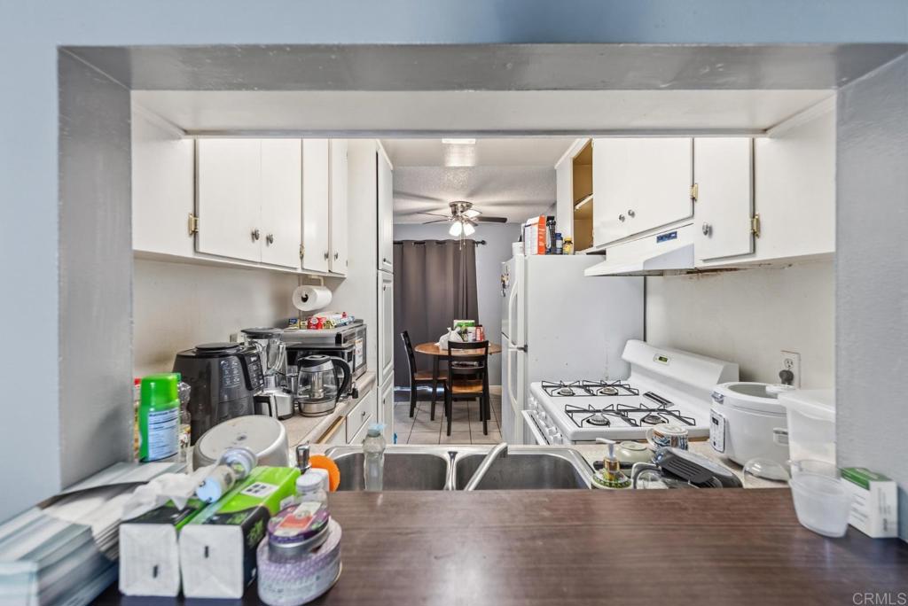 468 Colorado Avenue B Property Photo 12