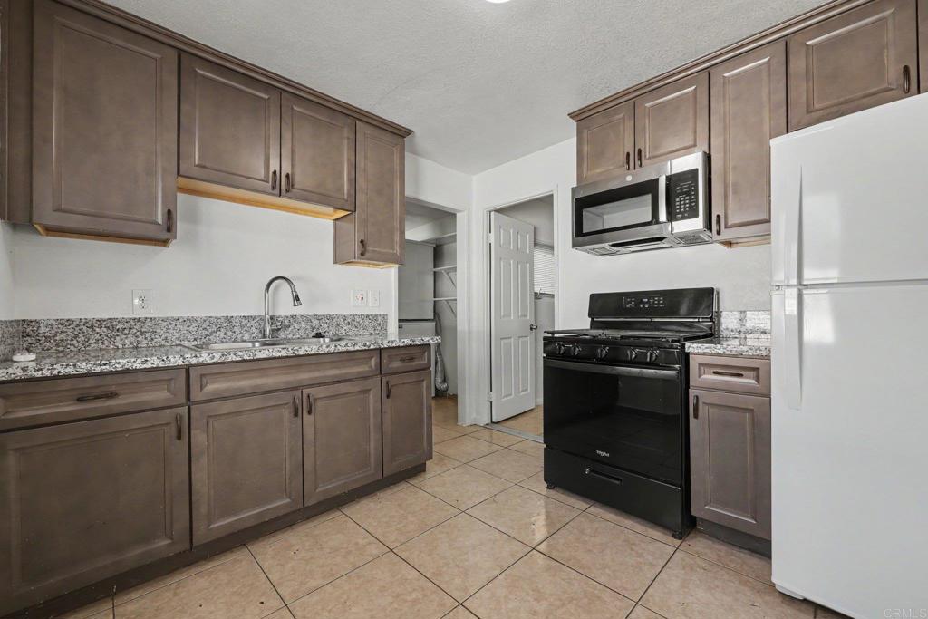 855 57 Franklin Avenue Property Photo 43