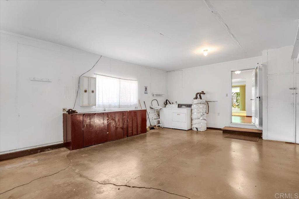 10559 Jim Brady Road Property Photo 23