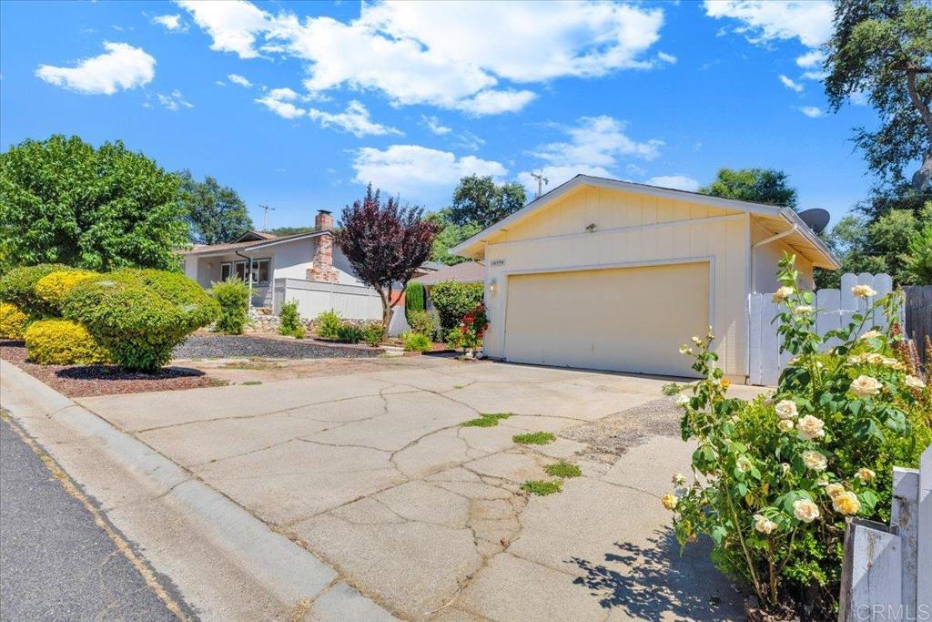 10559 Jim Brady Road Property Photo 37