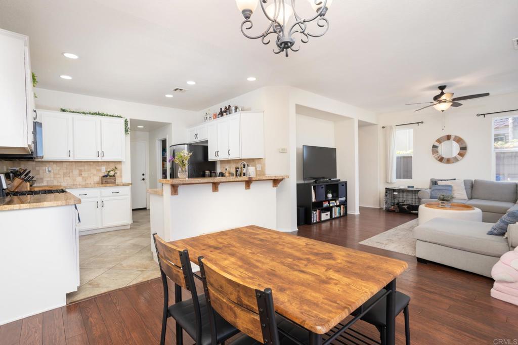425 S Meadowbrook Dr 123 Property Photo 12