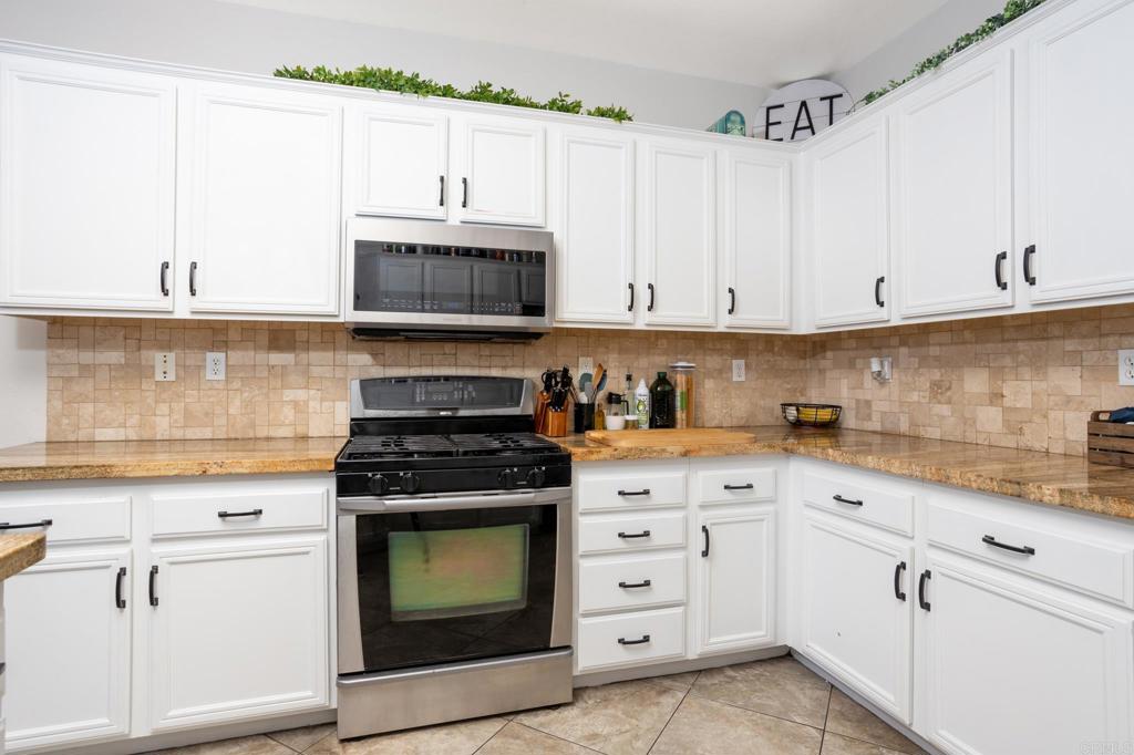 425 S Meadowbrook Dr 123 Property Photo 15