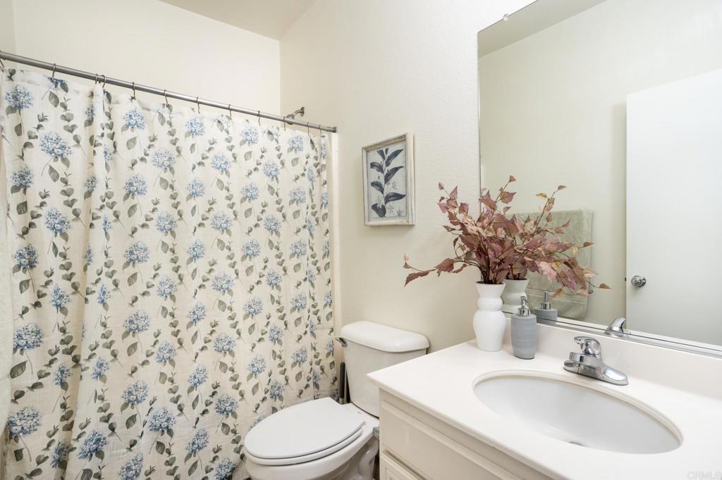 425 S Meadowbrook Dr 123 Property Photo 21