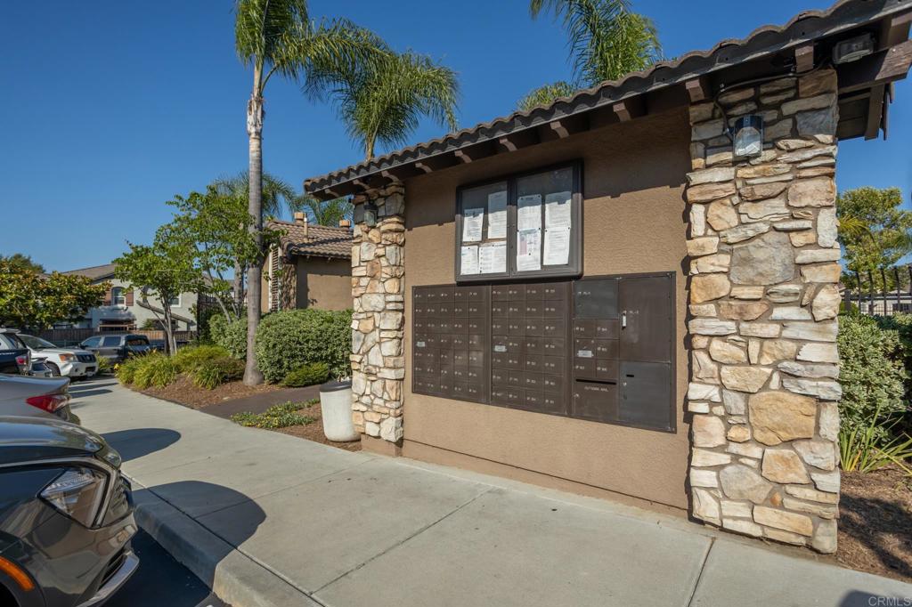 425 S Meadowbrook Dr 123 Property Photo 43
