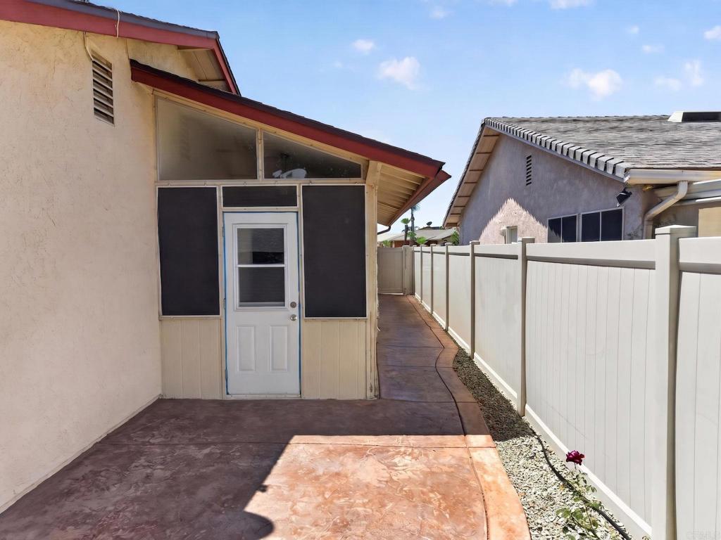 27008 Howard Street Property Photo 51