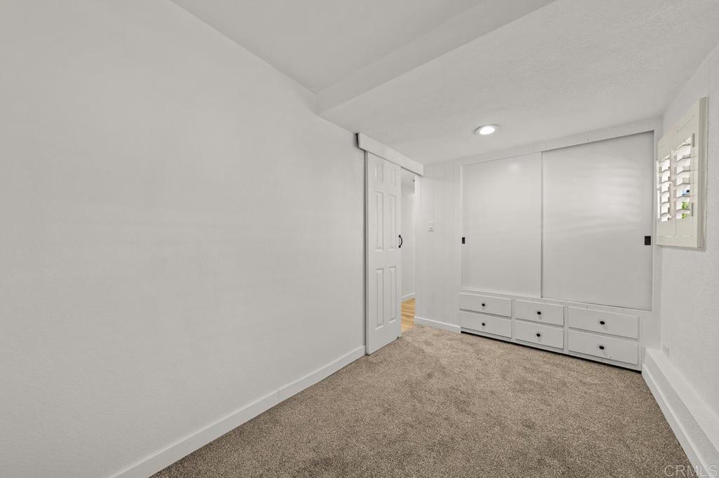 1174 E Main Street 103 Property Photo 7