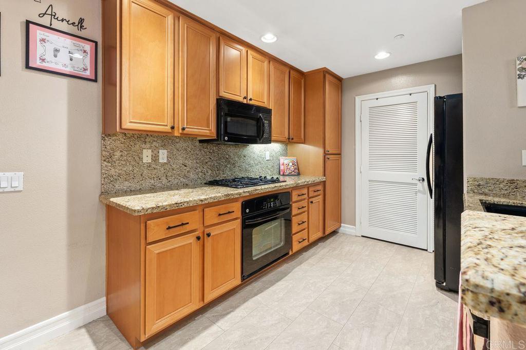 54 Via Sovana Property Photo 6