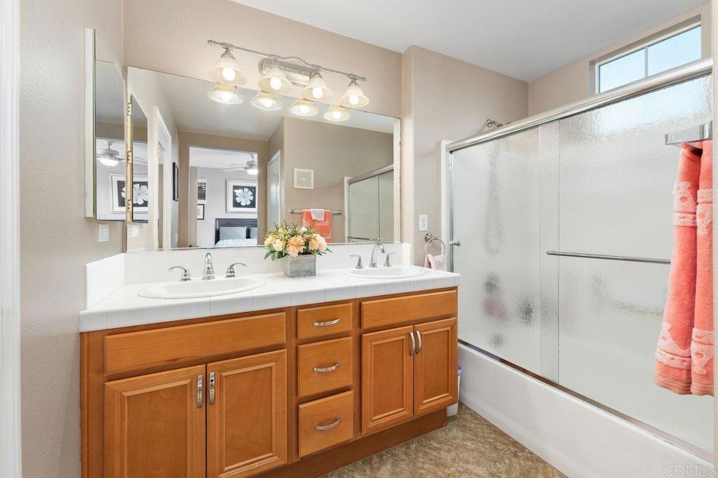 54 Via Sovana Property Photo 10
