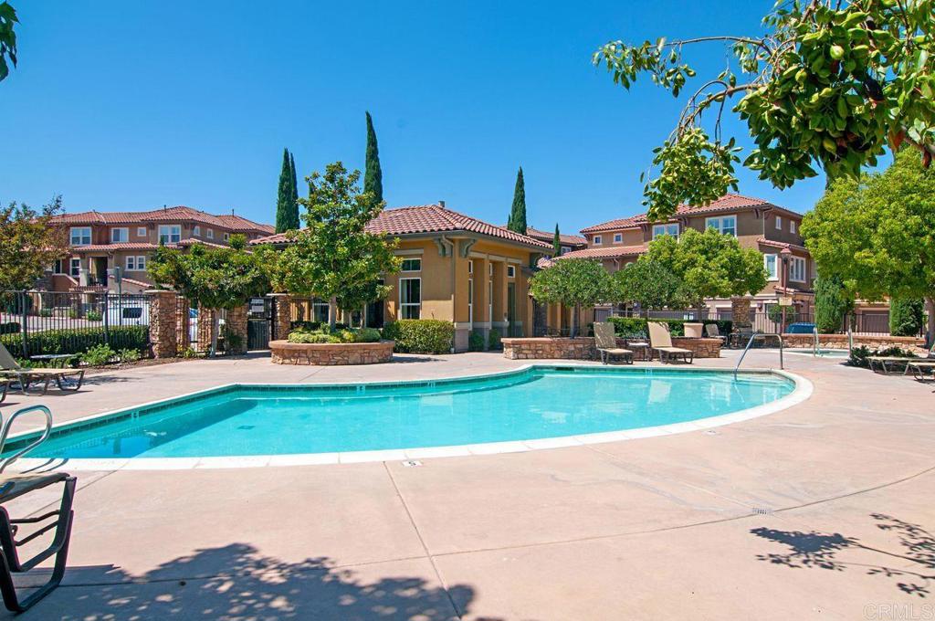 54 Via Sovana Property Photo 21