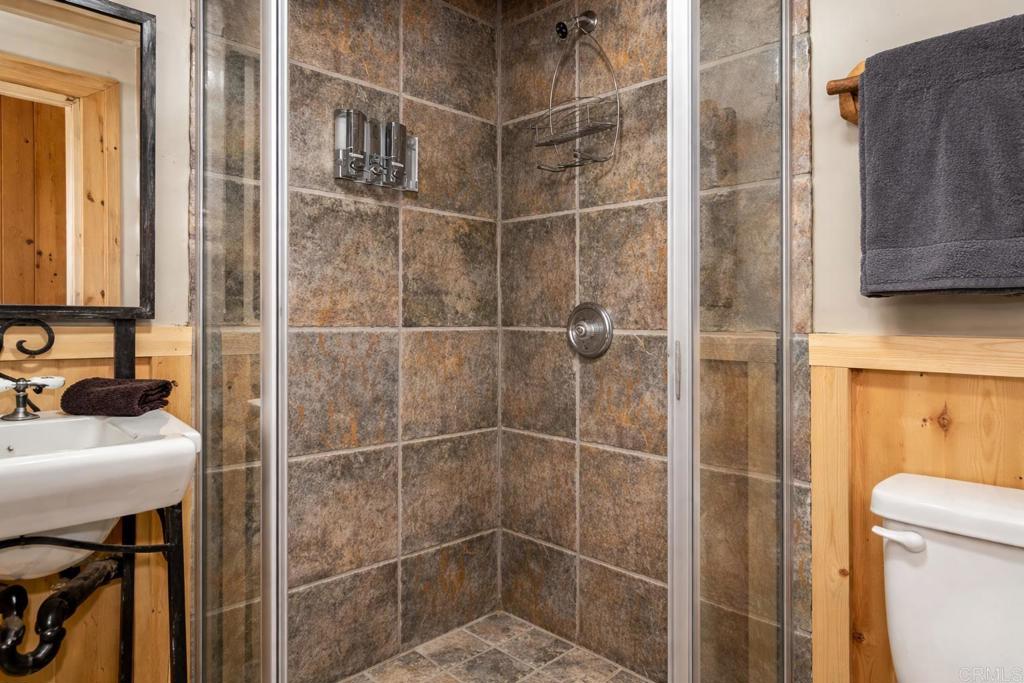 651 S Knight Avenue Property Photo 18