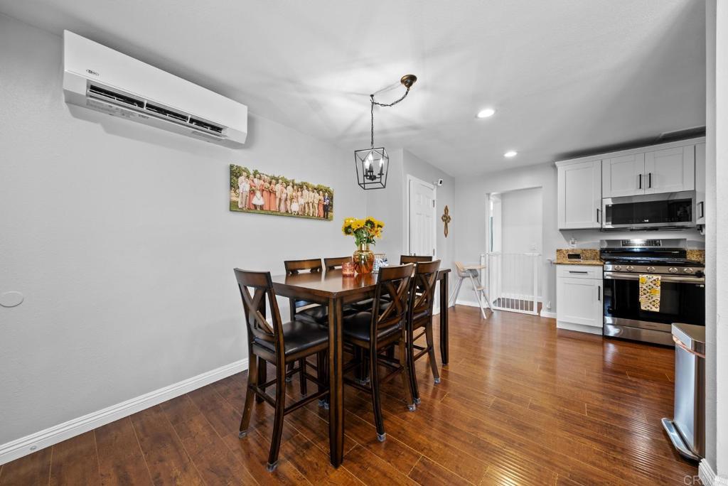 962 Wilson Avenue Property Photo 9