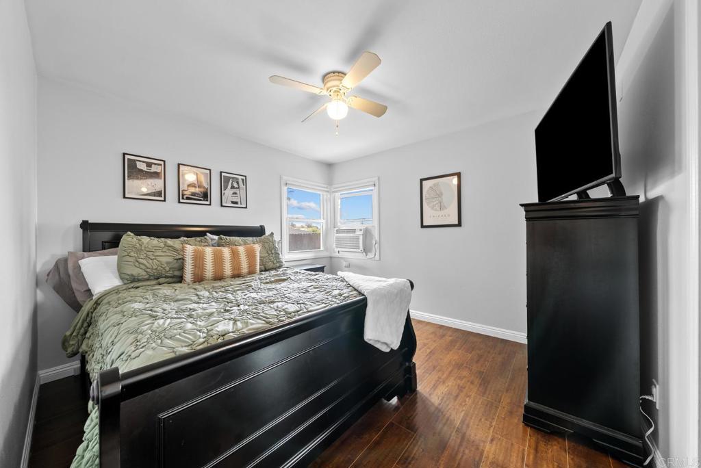 962 Wilson Avenue Property Photo 23