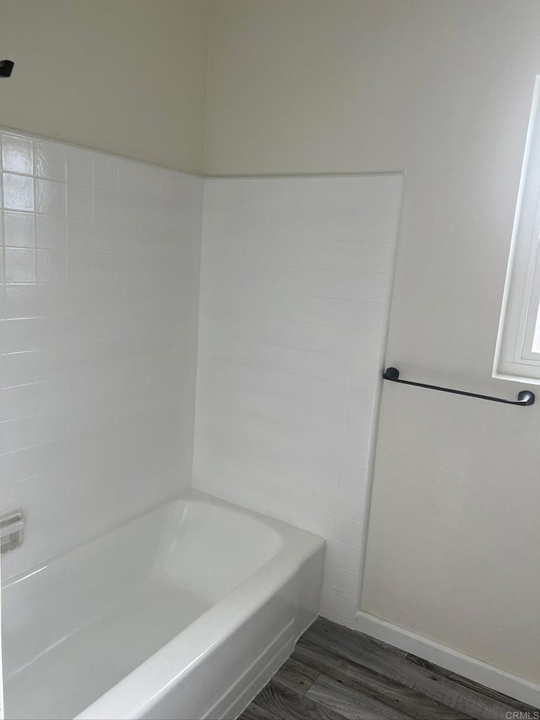 935 Elm Avenue Property Photo 24
