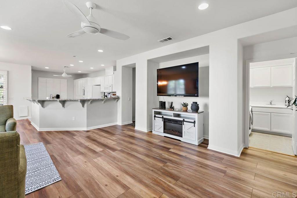 49359 Pacino Street Property Photo 4