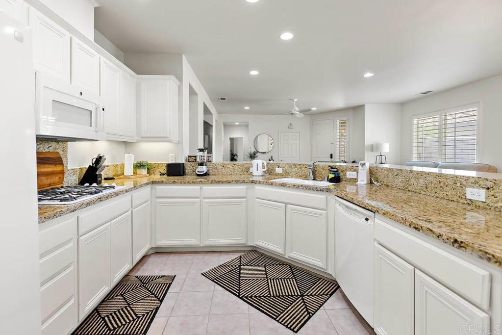 49359 Pacino Street Property Photo 14