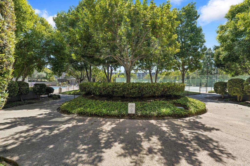 3050 Rue D'orleans 421 Property Photo 24