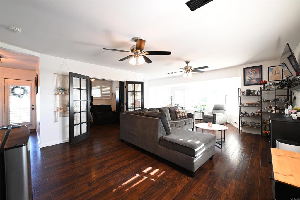 1308 Sundale Road Property Photo 22